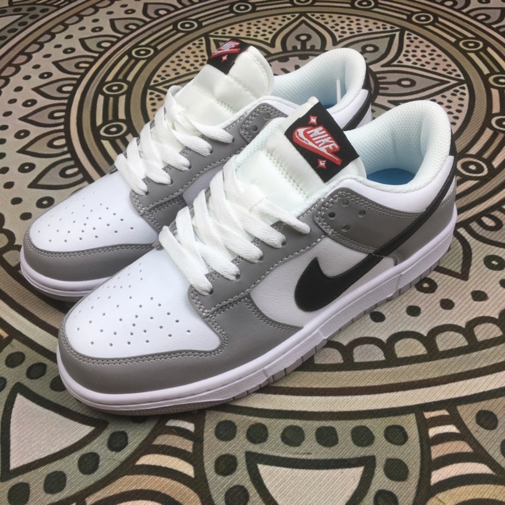 Size 11 so low dunks